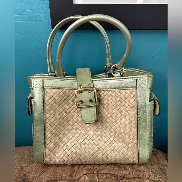 Coach Elegant Green and Tan Woven Women's Bag - Picture 2 of 10